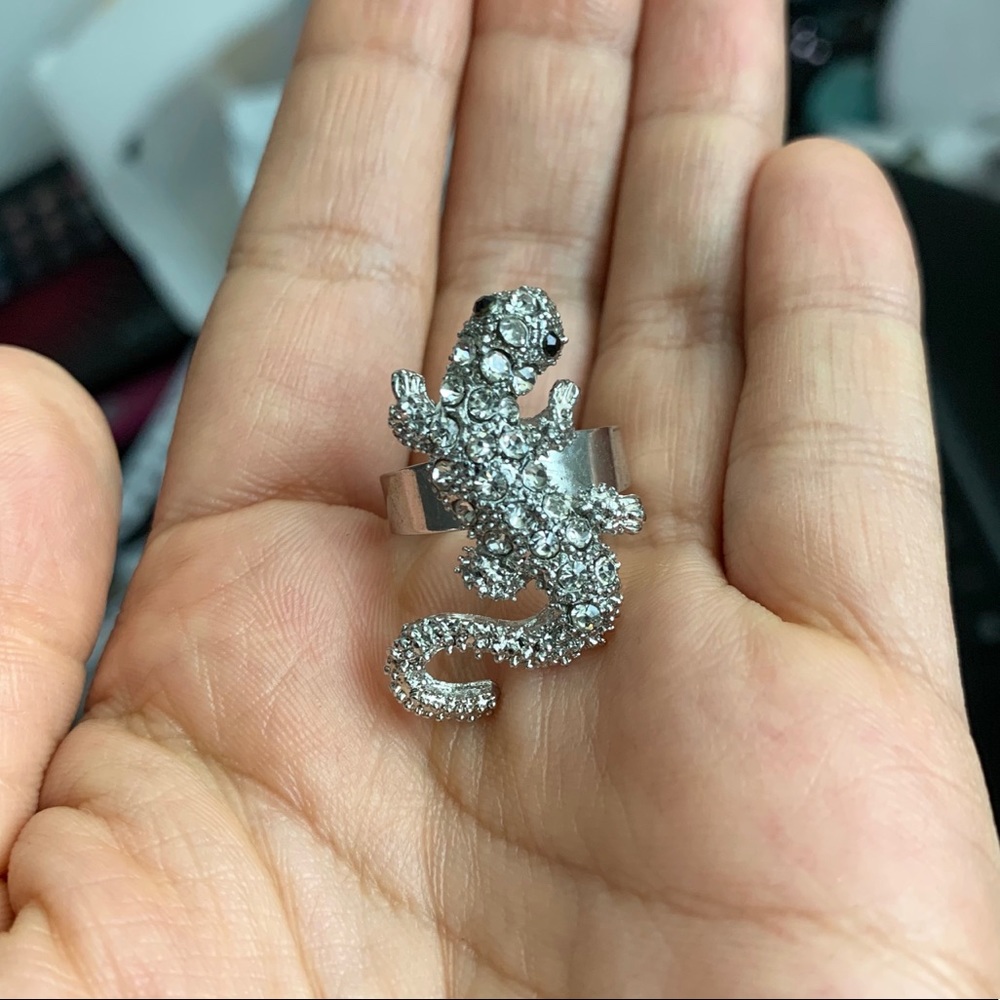 Adjustable Gecko Ring, Great Condition!